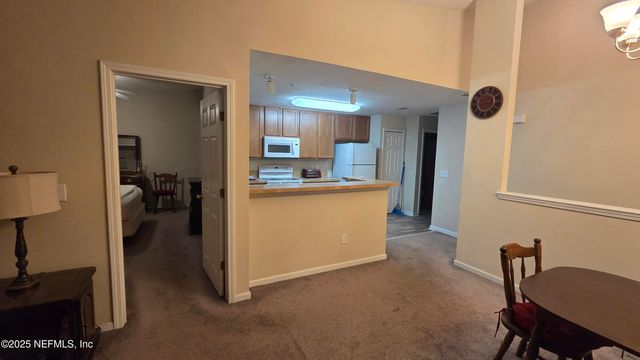 9400 UNDERWING Way 9, Jacksonville, FL 32257