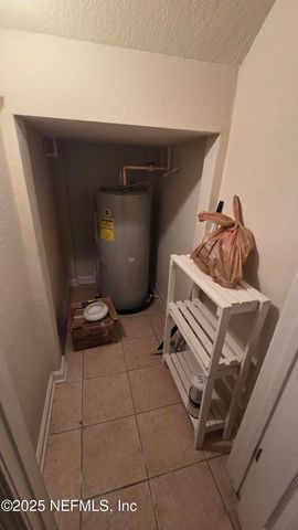 9400 UNDERWING Way 9, Jacksonville, FL 32257