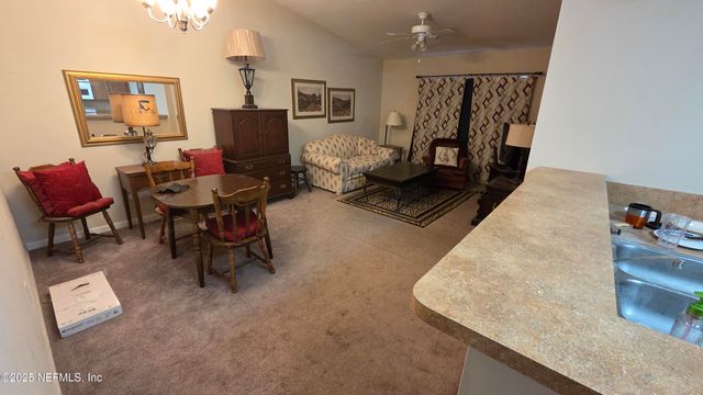 9400 UNDERWING Way 9, Jacksonville, FL 32257