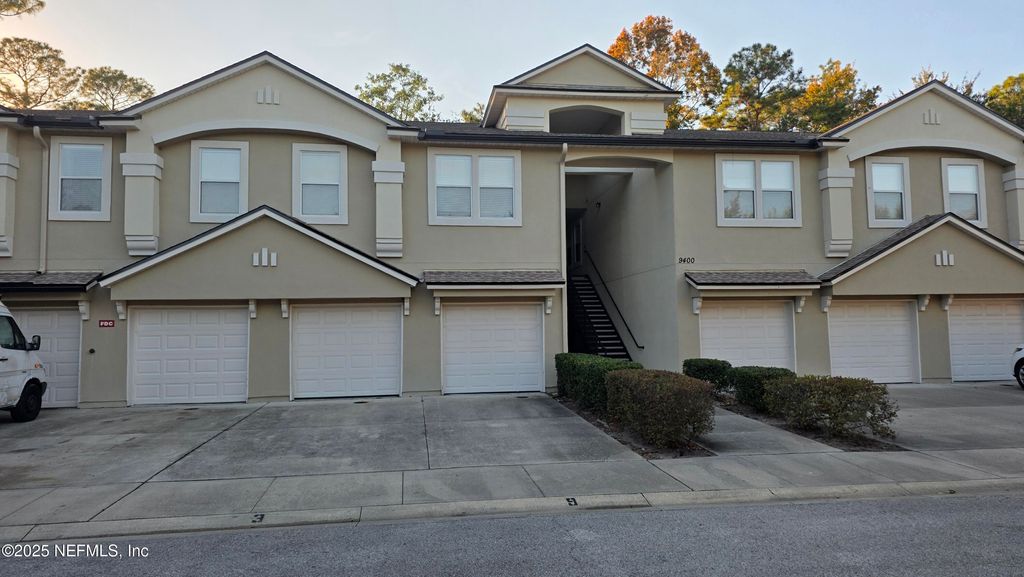 9400 UNDERWING Way 9, Jacksonville, FL 32257