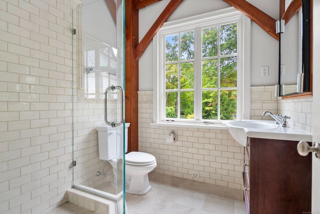 119 Proprietors Crossing, New Canaan, CT 06840