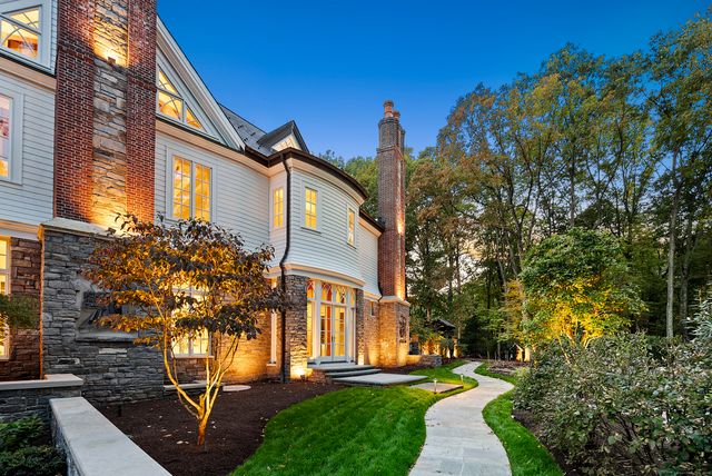 119 Proprietors Crossing, New Canaan, CT 06840