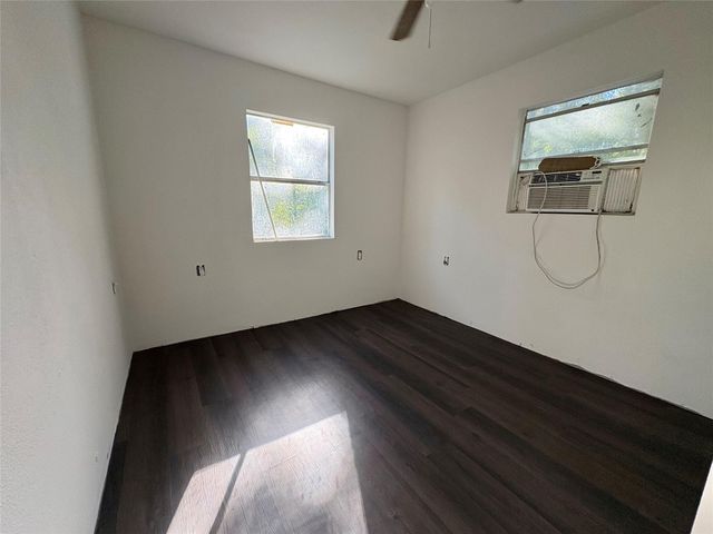 81 Gourd Creek Drive, Huntsville, TX 77340