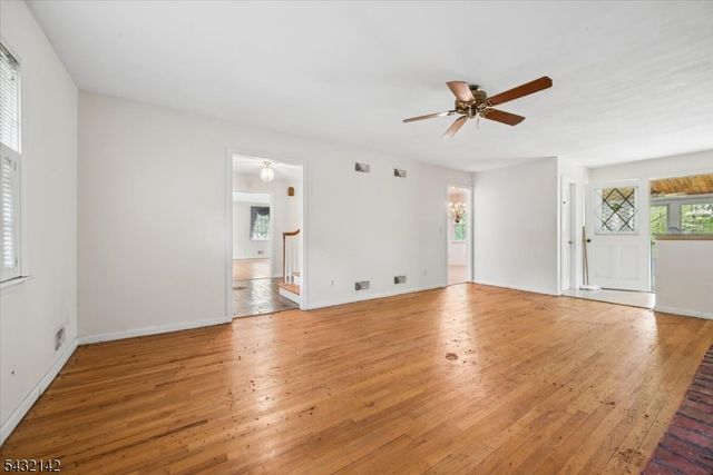 48 Walnut Cir, Bernards Twp., NJ 07920