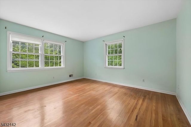 48 Walnut Cir, Bernards Twp., NJ 07920