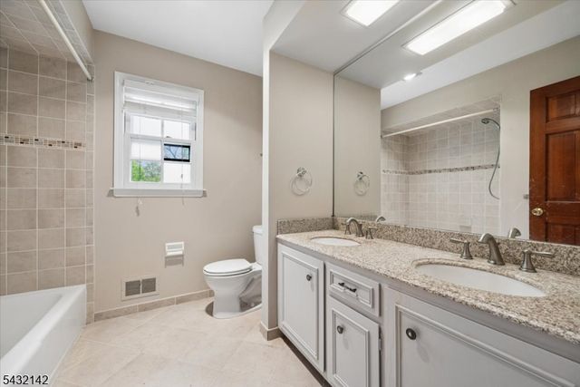 48 Walnut Cir, Bernards Twp., NJ 07920
