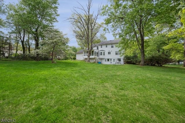 48 Walnut Cir, Bernards Twp., NJ 07920