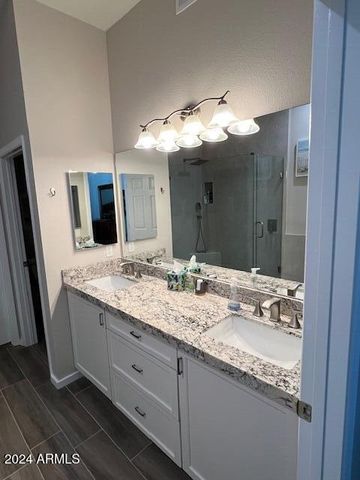 8270 N Hayden Road 2055, Scottsdale, AZ 85258