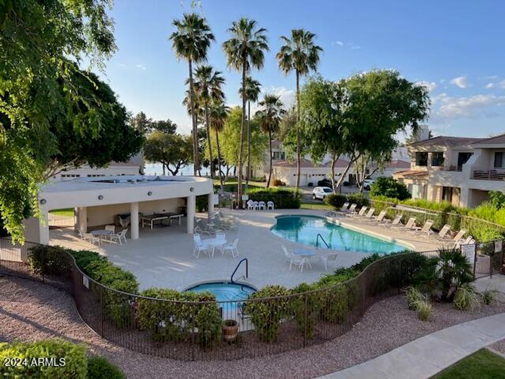 8270 N Hayden Road 2055, Scottsdale, AZ 85258