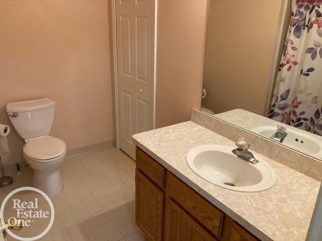 42261 Aspen Ct. Court, Clinton Twp, MI 48038