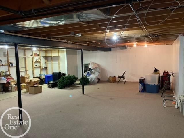 42261 Aspen Ct. Court, Clinton Twp, MI 48038