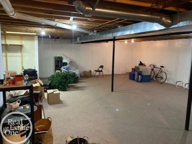 42261 Aspen Ct. Court, Clinton Twp, MI 48038