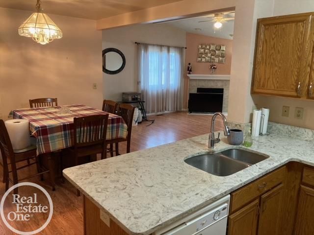 42261 Aspen Ct. Court, Clinton Twp, MI 48038