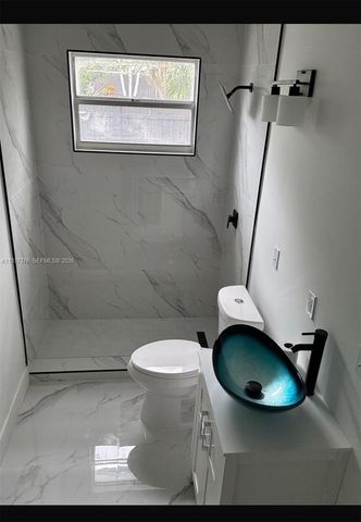 3101 SW 22nd Ct 2, Fort Lauderdale, FL 33312