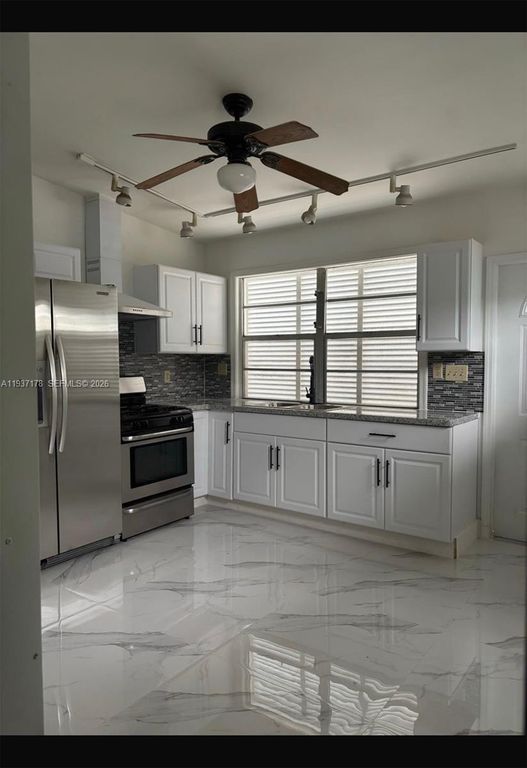 3101 SW 22nd Ct 2, Fort Lauderdale, FL 33312