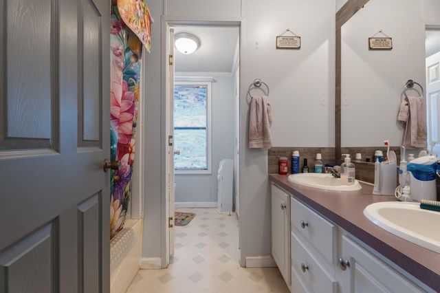 27860 S 633 Trail, Grove, OK 74344