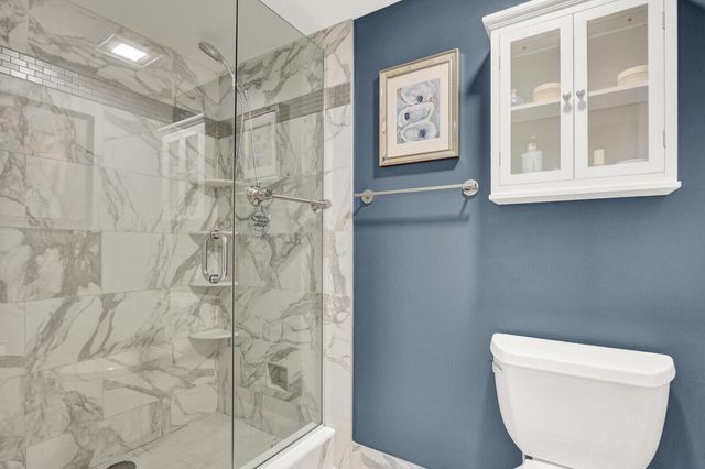 901 Seafarer Circle 403, Jupiter, FL 33477