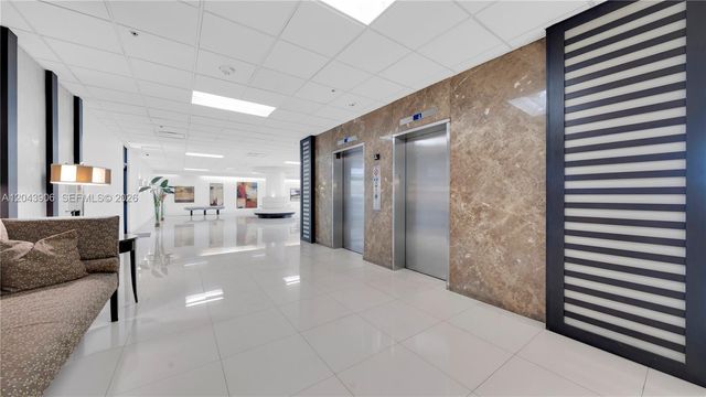 1623 Collins Ave 415, Miami Beach, FL 33139