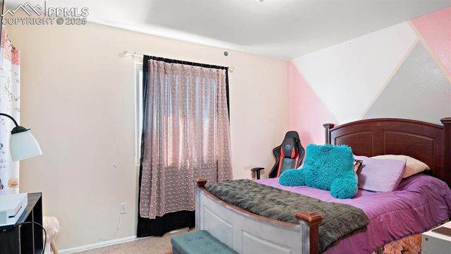 463 N Desert Cove Drive, Pueblo, CO 81007