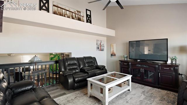 463 N Desert Cove Drive, Pueblo, CO 81007