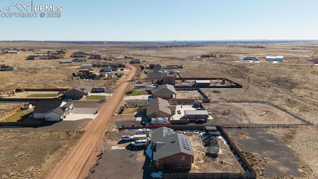 463 N Desert Cove Drive, Pueblo, CO 81007