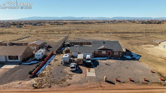 463 N Desert Cove Drive, Pueblo, CO 81007