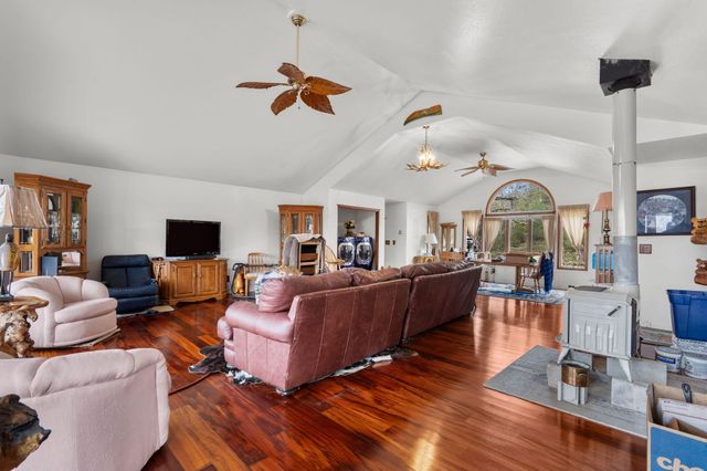 126 Rudette Lane, Branson West, MO 65737