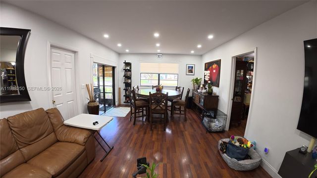 1871 NW 94th Ave 112B, Coral Springs, FL 33071