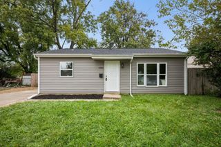 1382 Grovewood Drive, Columbus, OH 43207