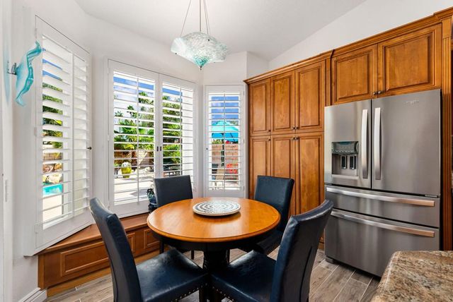 374 Links Drive, Palm Desert, CA 92211