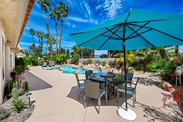 374 Links Drive, Palm Desert, CA 92211