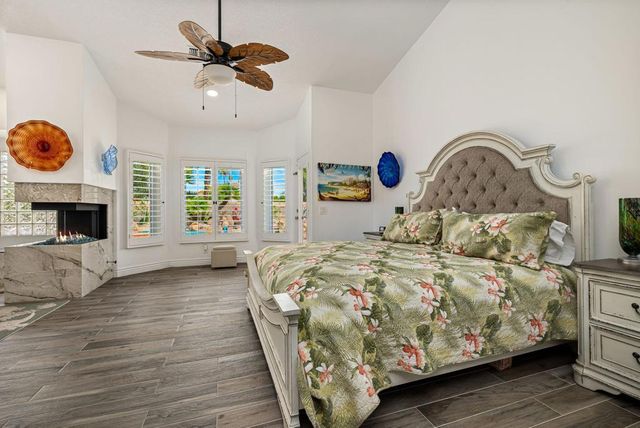 374 Links Drive, Palm Desert, CA 92211