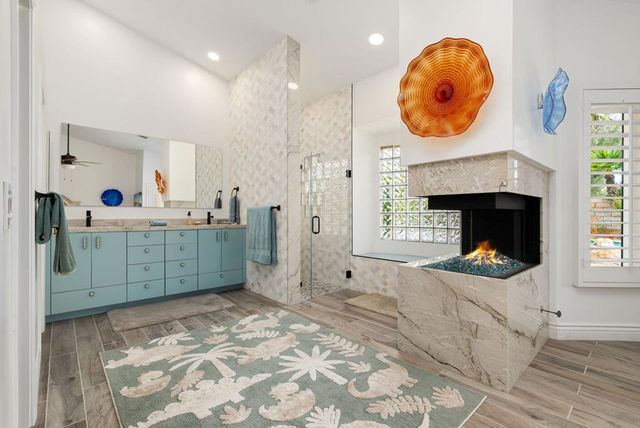 374 Links Drive, Palm Desert, CA 92211