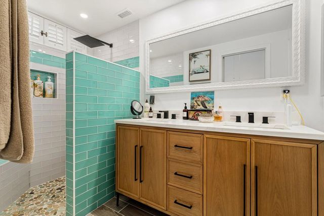 374 Links Drive, Palm Desert, CA 92211