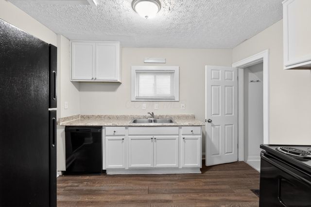 1389 Genessee Avenue, Columbus, OH 43211