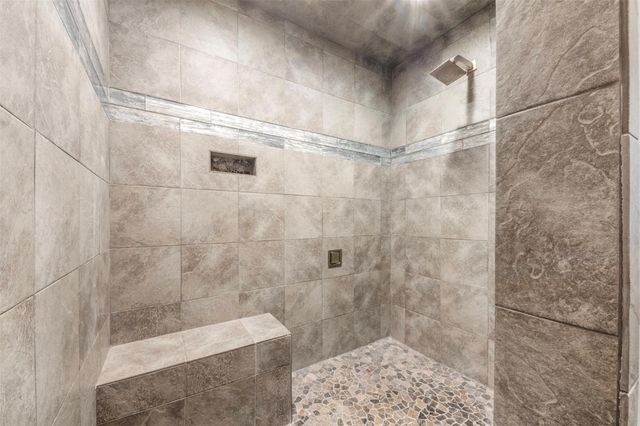 2214 Lakeville Dr Drive, Kingwood, TX 77339