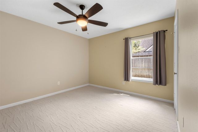 2214 Lakeville Dr Drive, Kingwood, TX 77339