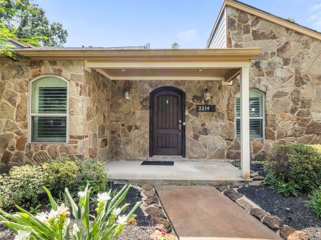 2214 Lakeville Dr Drive, Kingwood, TX 77339