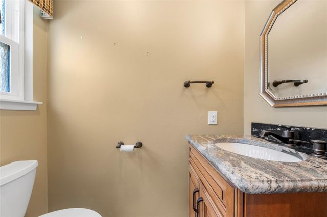 2214 Lakeville Dr Drive, Kingwood, TX 77339