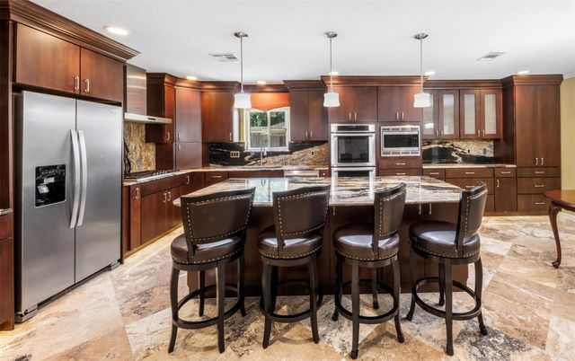 2214 Lakeville Dr Drive, Kingwood, TX 77339