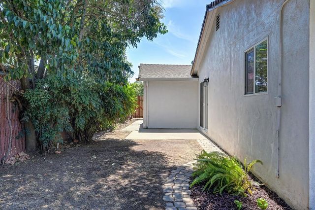 10499 Spaulding Way, Rancho Cordova, CA 95670