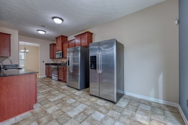 8 Forest Ridge Court, Phenix City, AL 36869