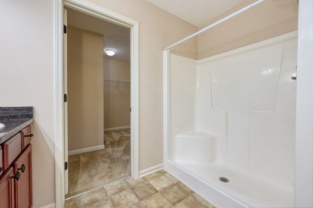 8 Forest Ridge Court, Phenix City, AL 36869