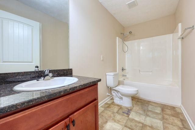 8 Forest Ridge Court, Phenix City, AL 36869