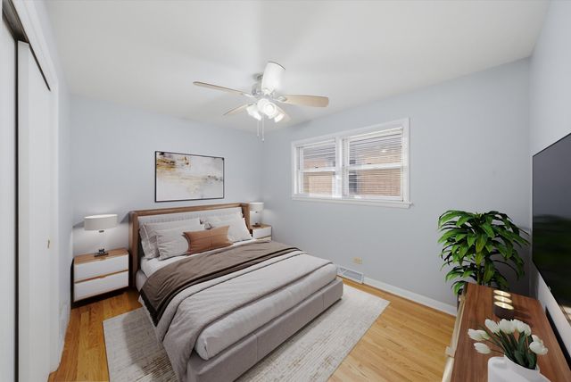 12718 S Justine Street, Calumet Park, IL 60827