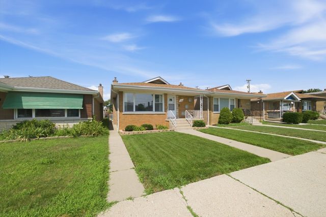 12718 S Justine Street, Calumet Park, IL 60827