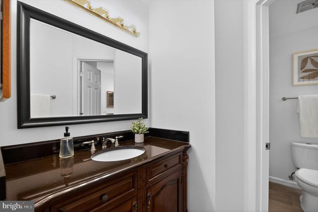 1957-A VILLARIDGE DR, Reston, VA 20191