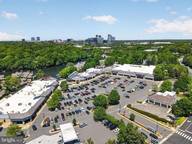 1957-A VILLARIDGE DR, Reston, VA 20191