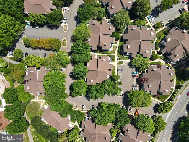 1957-A VILLARIDGE DR, Reston, VA 20191