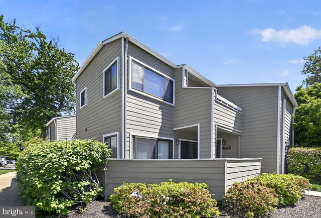 1957-A VILLARIDGE DR, Reston, VA 20191
